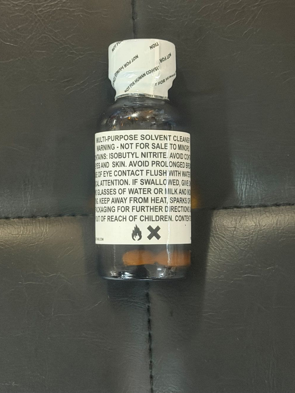 shop-english-white-label-30-ml-isobutyl-nitrite-multi-cleaners